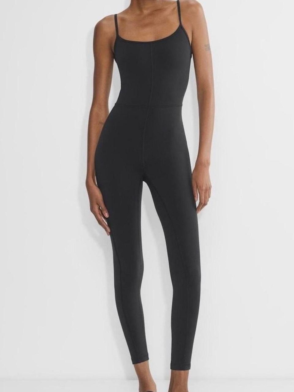 Aritzia Wilfred Free Women’s Black Fitted Sleeveless Jumpsuit